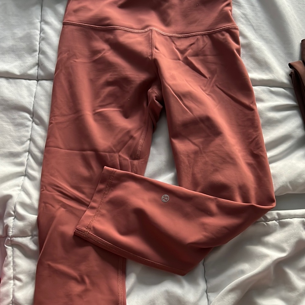 Lululemon wunder train